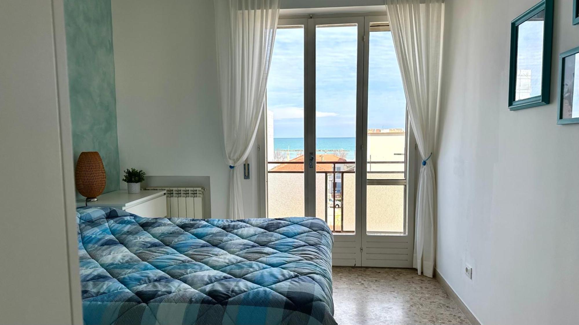 Se041 - Senigallia, Quadrilocale Accessoriato A 150Mt Dal Mare Exterior photo